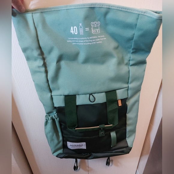 Doterra Convention Backpack 2020 Mint & Dark Purple Lining 6 Pockets NWOT - Picture 4 of 12